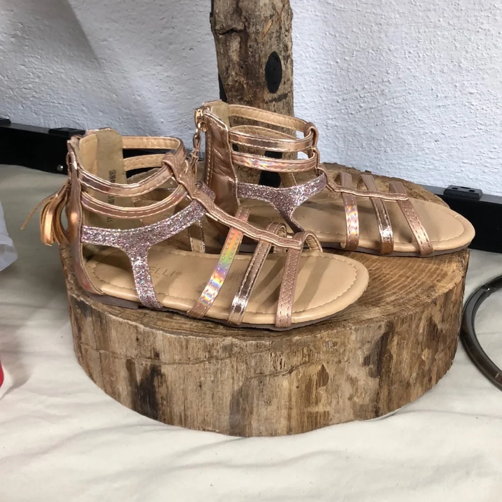 Capellini‎ New York bling sandals
